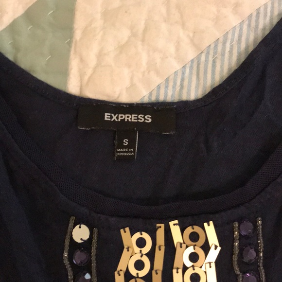 Nice flowy tank from Express - Picture 2 of 2